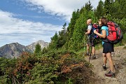 20 Sullo sfondo Vindiolo e Il Pizzo (di Roncobello)